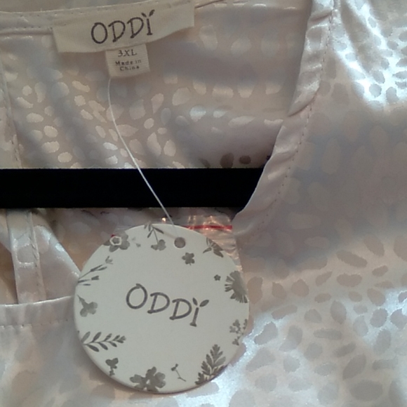 3XL ODDY cream, silky blouse - Picture 5 of 6